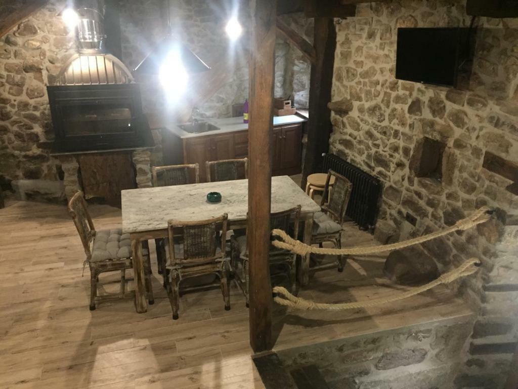 La Rama Del Castor Villa Espinama Eksteriør billede