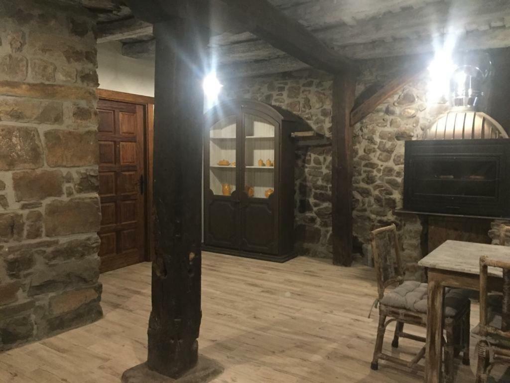 La Rama Del Castor Villa Espinama Eksteriør billede